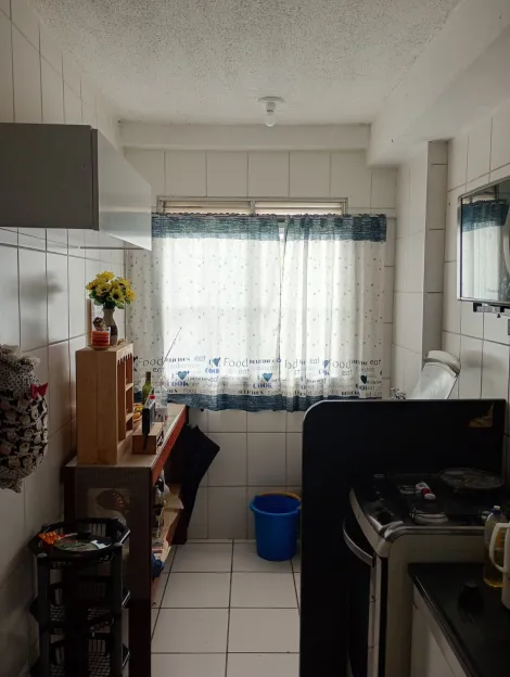 Comprar Apartamentos / Padr&atilde;o em Mogi das Cruzes R$ 200.000,00 - Foto 7