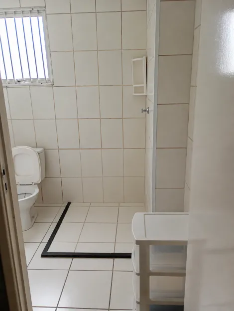 Comprar Apartamentos / Padr&atilde;o em Mogi das Cruzes R$ 200.000,00 - Foto 23