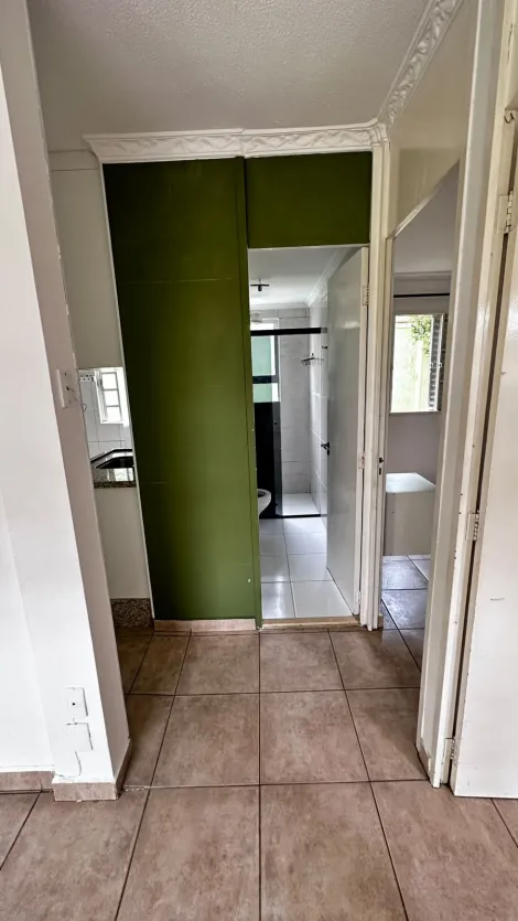 Alugar Apartamentos / Padr&atilde;o em Suzano R$ 1.860,00 - Foto 8