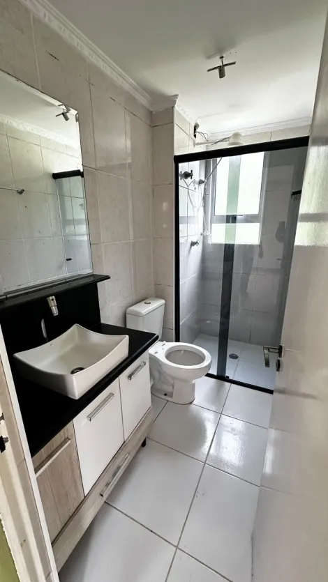 Alugar Apartamentos / Padr&atilde;o em Suzano R$ 1.860,00 - Foto 25