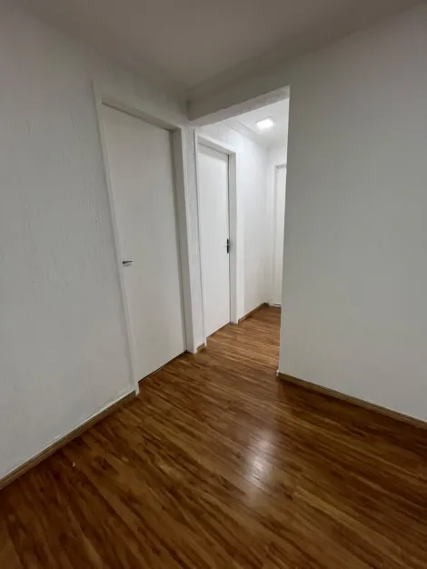 Alugar Apartamentos / Padr&atilde;o em Mogi das Cruzes R$ 1.500,00 - Foto 15