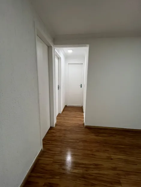 Alugar Apartamentos / Padr&atilde;o em Mogi das Cruzes R$ 1.500,00 - Foto 16