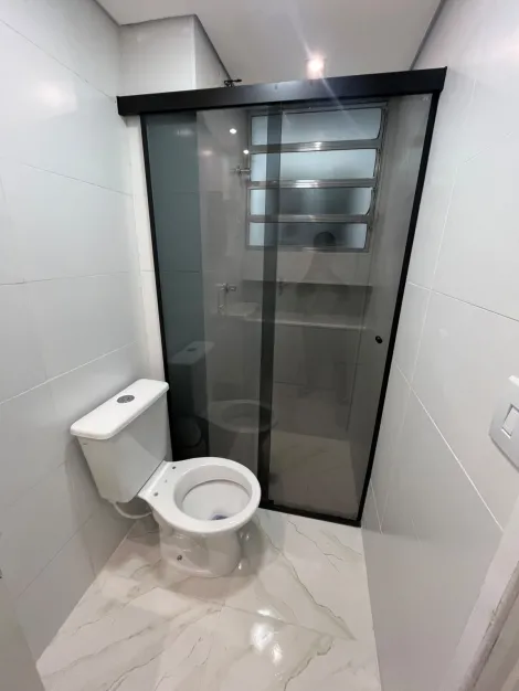Alugar Apartamentos / Padr&atilde;o em Mogi das Cruzes R$ 1.500,00 - Foto 25