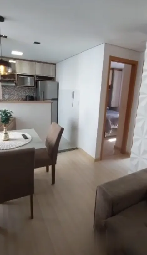 Comprar Apartamentos / Padr&atilde;o em Suzano R$ 250.000,00 - Foto 3