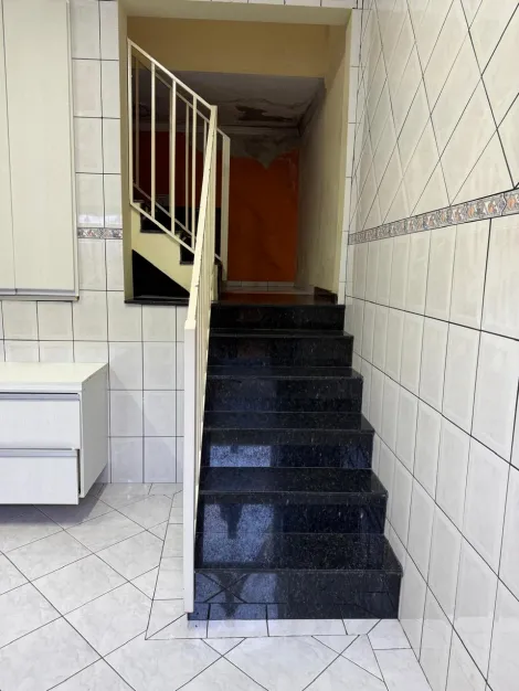 Alugar Casas / Sobrado em Suzano R$ 4.100,00 - Foto 4
