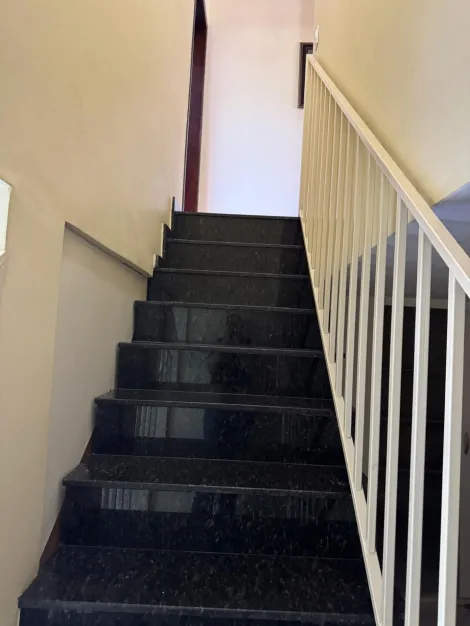 Alugar Casas / Sobrado em Suzano R$ 4.100,00 - Foto 6