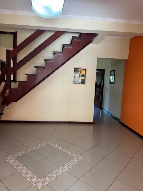 Alugar Casas / Sobrado em Suzano R$ 4.100,00 - Foto 8