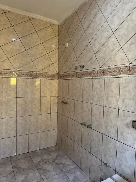 Alugar Casas / Sobrado em Suzano R$ 4.100,00 - Foto 24