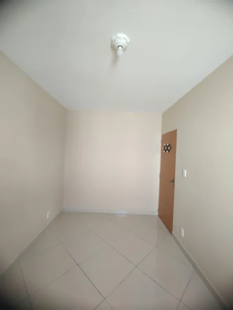 Comprar Apartamentos / Padr&atilde;o em Suzano R$ 230.000,00 - Foto 2