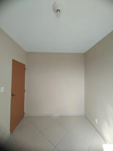 Comprar Apartamentos / Padr&atilde;o em Suzano R$ 230.000,00 - Foto 3