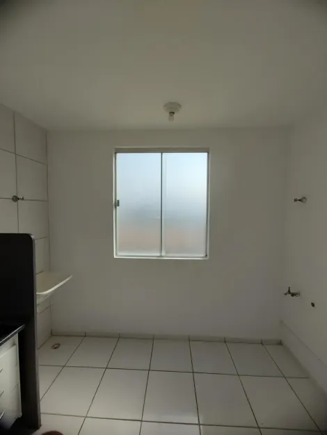 Comprar Apartamentos / Padr&atilde;o em Suzano R$ 230.000,00 - Foto 8