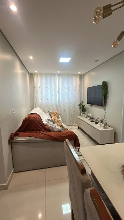 Comprar Apartamentos / Padr&atilde;o em Suzano R$ 270.000,00 - Foto 18