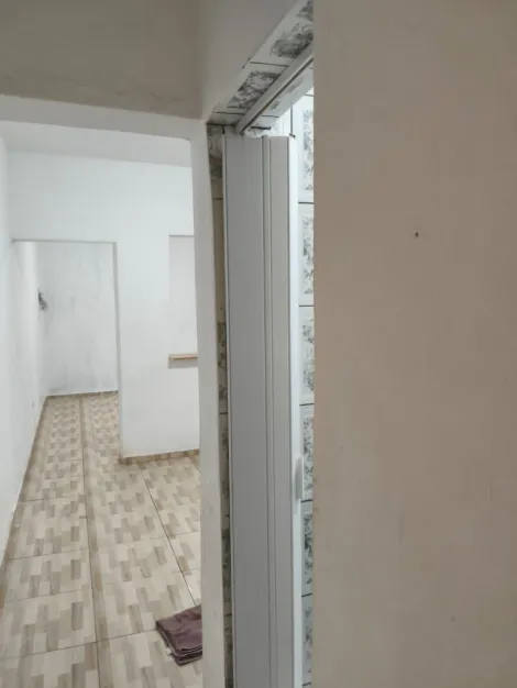 Comprar Casas / Sobrado em Suzano R$ 300.000,00 - Foto 13