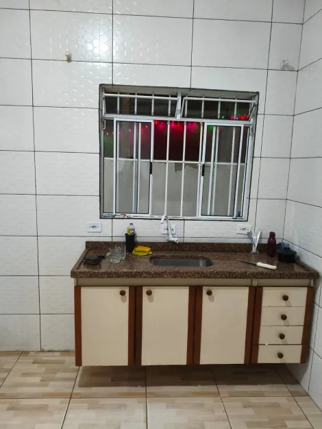 Comprar Casas / Sobrado em Suzano R$ 300.000,00 - Foto 10