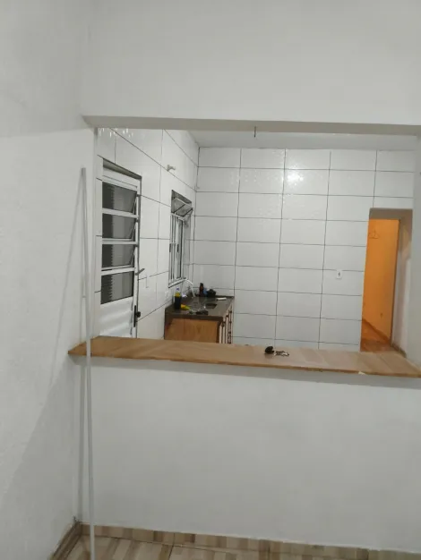 Comprar Casas / Sobrado em Suzano R$ 300.000,00 - Foto 11