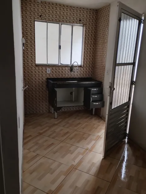 Comprar Casas / Sobrado em Suzano R$ 300.000,00 - Foto 8