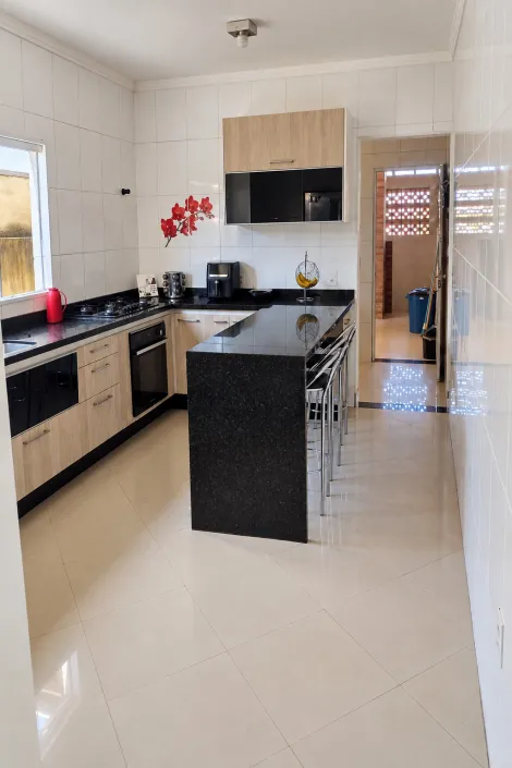 Alugar Casas / Sobrado em Suzano R$ 3.800,00 - Foto 7