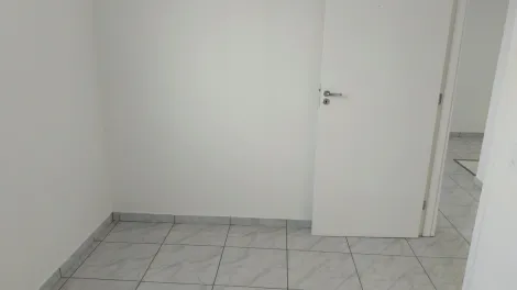 Alugar Apartamentos / Padr&atilde;o em Suzano R$ 1.390,00 - Foto 8