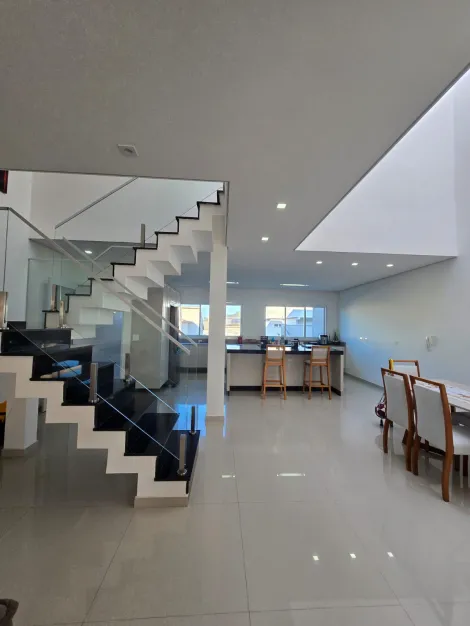 Comprar Casas / Sobrado em Mogi das Cruzes R$ 1.050.000,00 - Foto 10