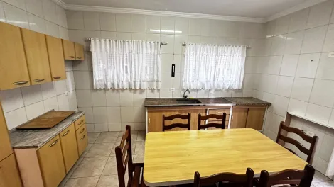 Alugar Casas / Sobrado em Suzano R$ 5.500,00 - Foto 2