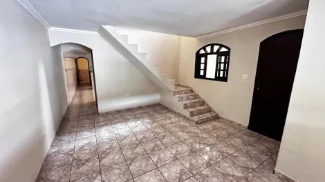 Alugar Casas / Sobrado em Suzano. apenas R$ 2.600,00