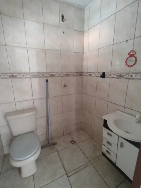 Alugar Casas / Assobradada em Suzano R$ 1.462,55 - Foto 11