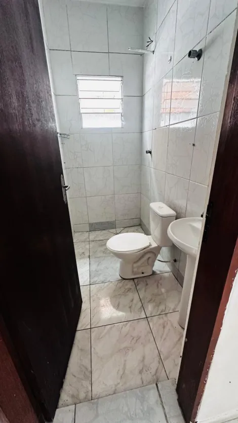 Alugar Casas / T&eacute;rrea em Suzano R$ 1.600,00 - Foto 18
