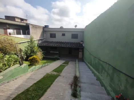 Alugar Casas / Sobrado em Suzano R$ 1.800,00 - Foto 2