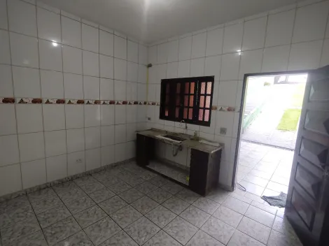 Alugar Casas / Sobrado em Suzano R$ 1.800,00 - Foto 8