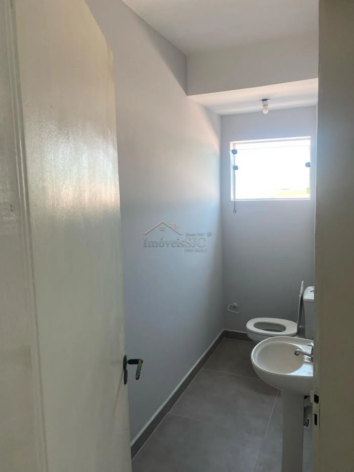 Alugar Comerciais / LojaSal&atilde;o em S&atilde;o Jos&eacute; dos Campos R$ 2.500,00 - Foto 5