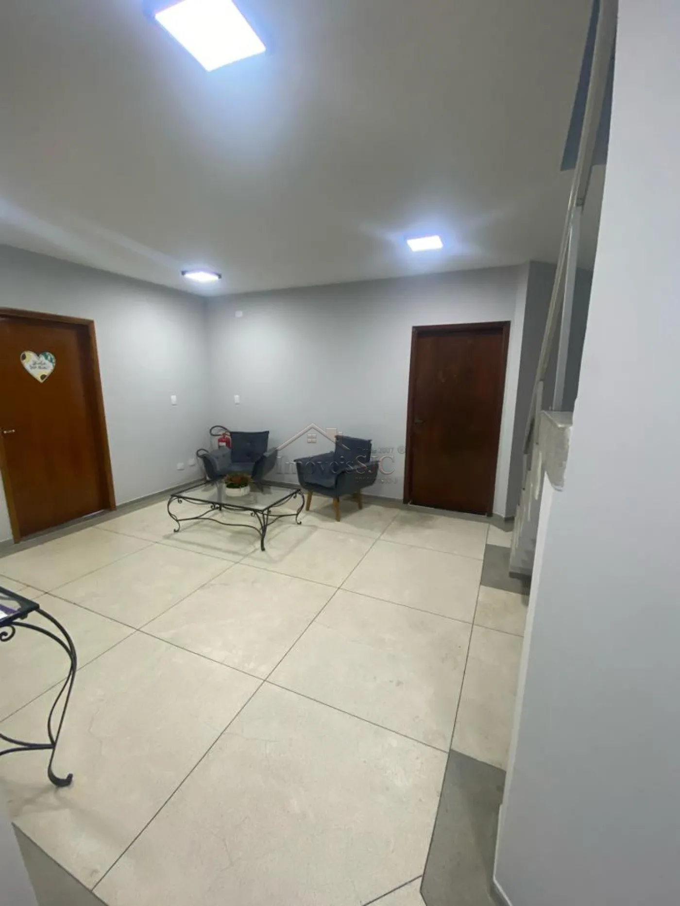 Alugar Comerciais / LojaSal&atilde;o em S&atilde;o Jos&eacute; dos Campos R$ 2.500,00 - Foto 8