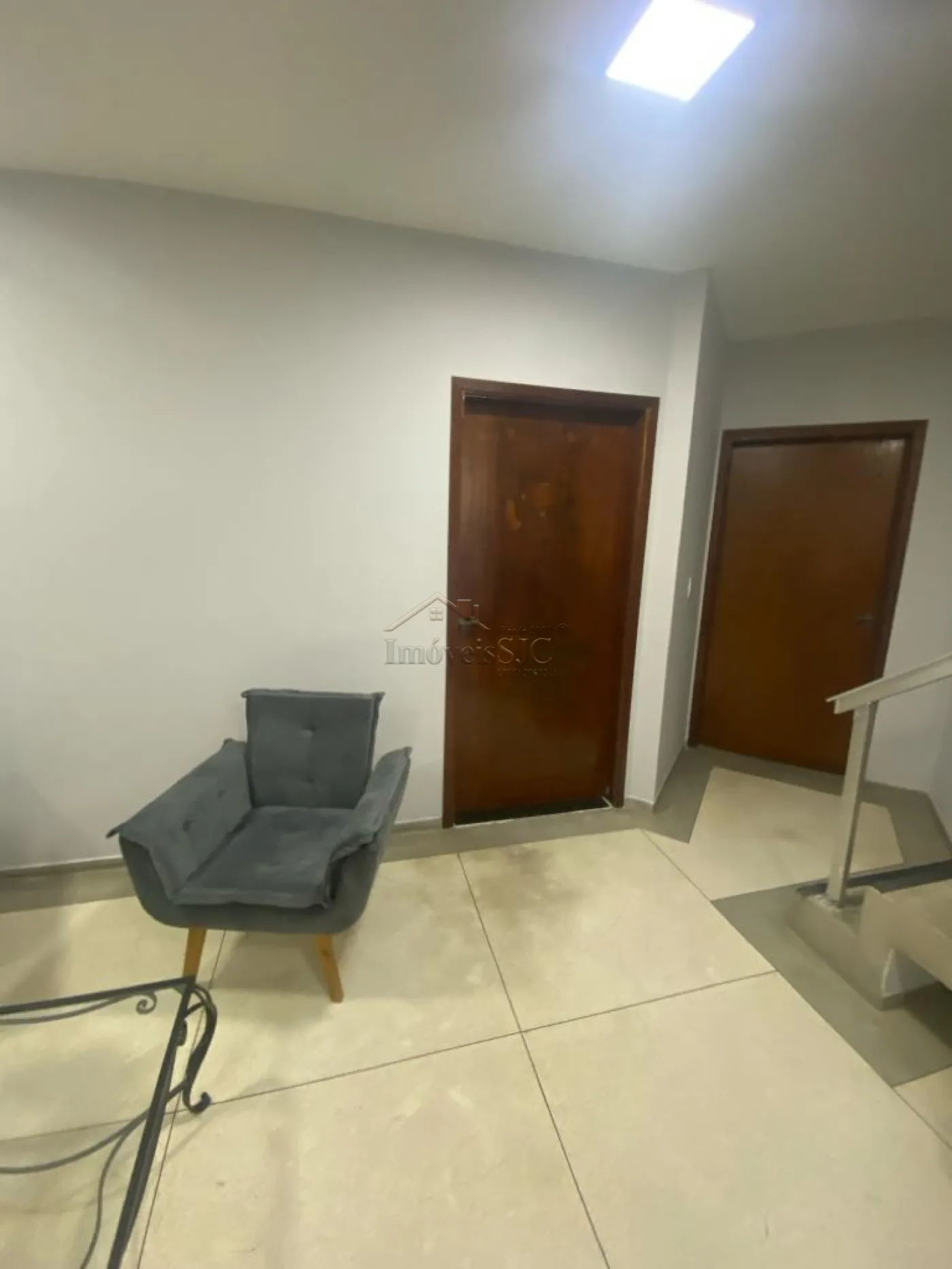 Alugar Comerciais / LojaSal&atilde;o em S&atilde;o Jos&eacute; dos Campos R$ 2.500,00 - Foto 7