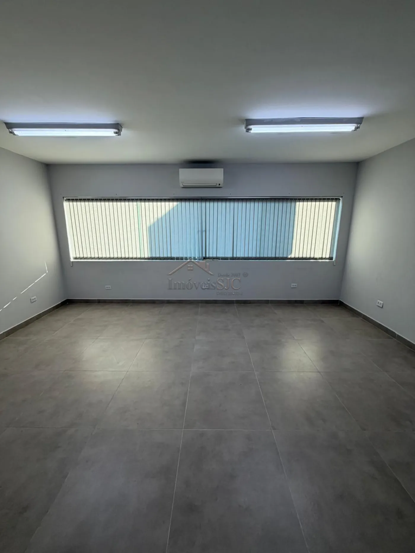 Alugar Comerciais / LojaSal&atilde;o em S&atilde;o Jos&eacute; dos Campos R$ 2.500,00 - Foto 2