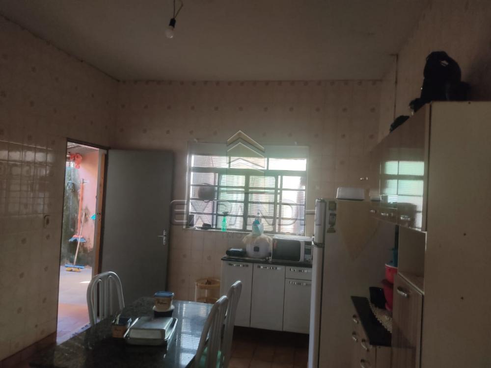 Comprar Casas / Padr&atilde;o em Sert&atilde;ozinho R$ 230.000,00 - Foto 2