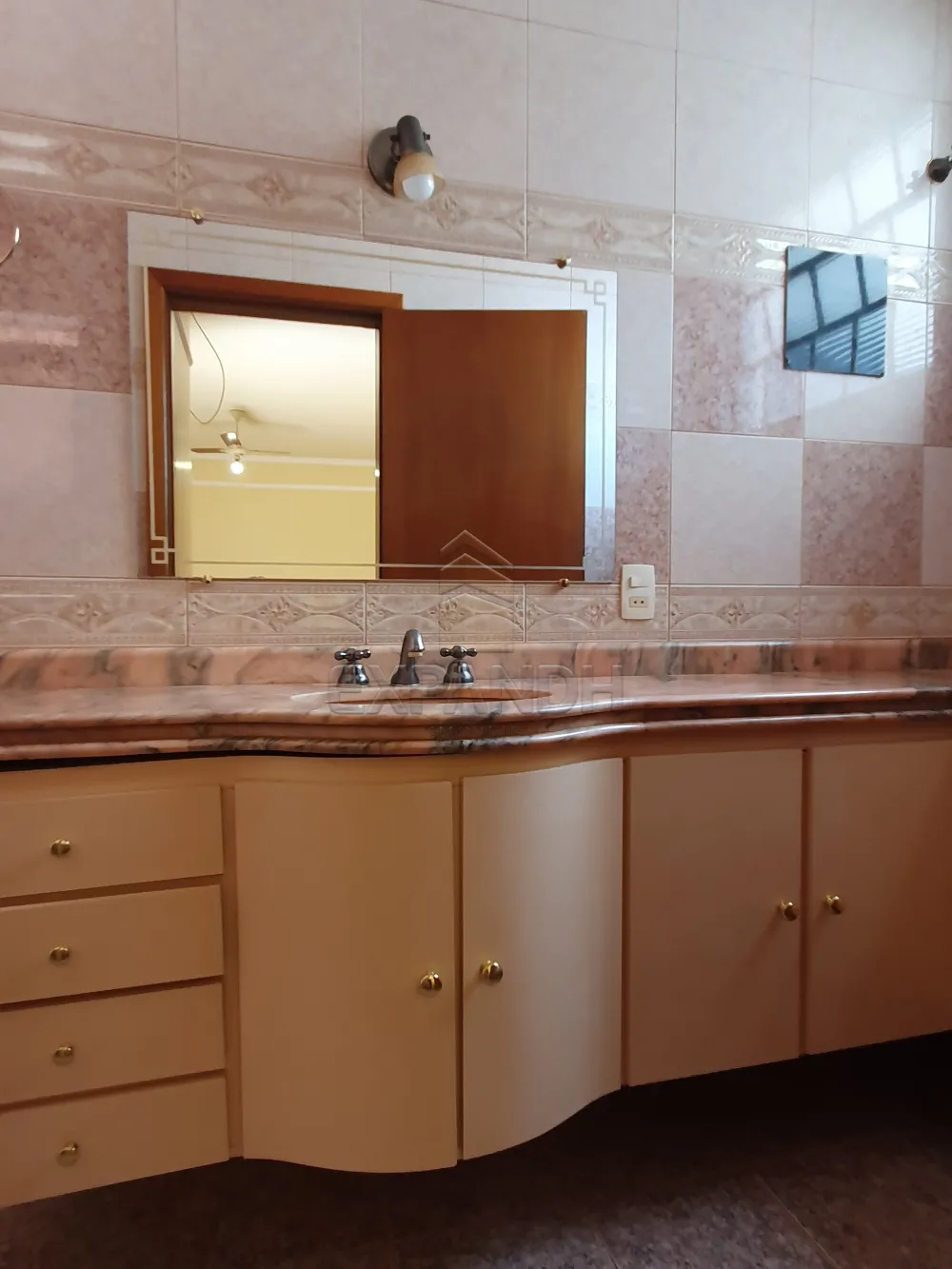 Alugar Casas / Padr&atilde;o em Sert&atilde;ozinho R$ 1.800,00 - Foto 15