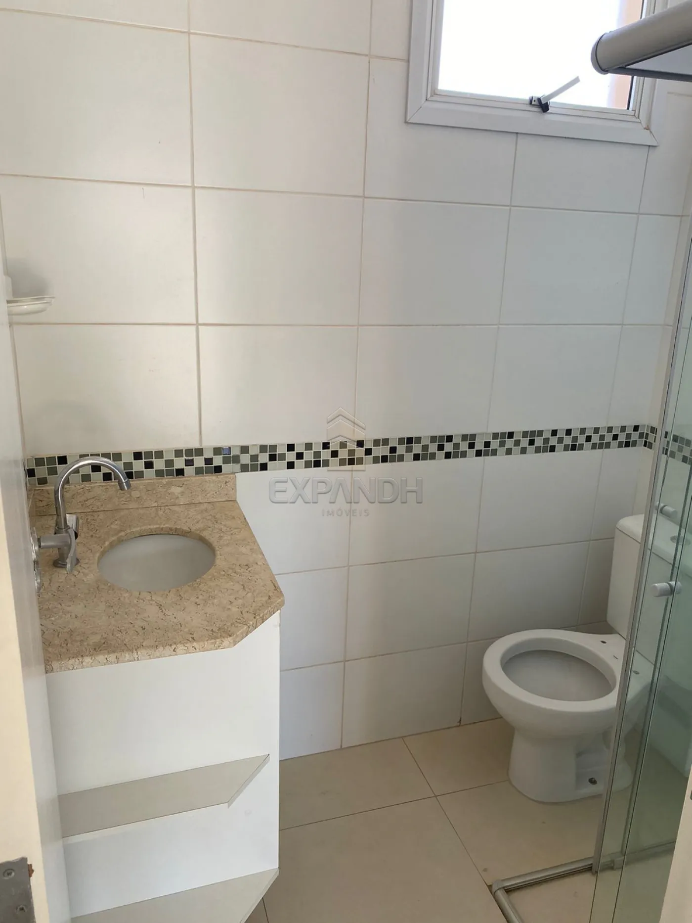 Alugar Apartamentos / Padr&atilde;o em Sert&atilde;ozinho R$ 1.300,00 - Foto 17