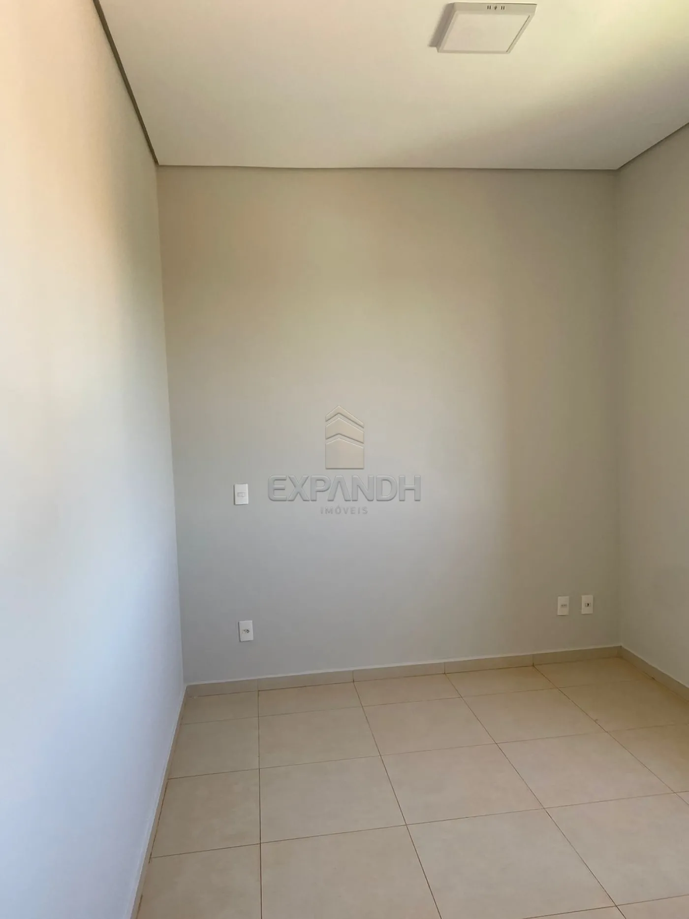 Alugar Apartamentos / Padr&atilde;o em Sert&atilde;ozinho R$ 1.300,00 - Foto 11