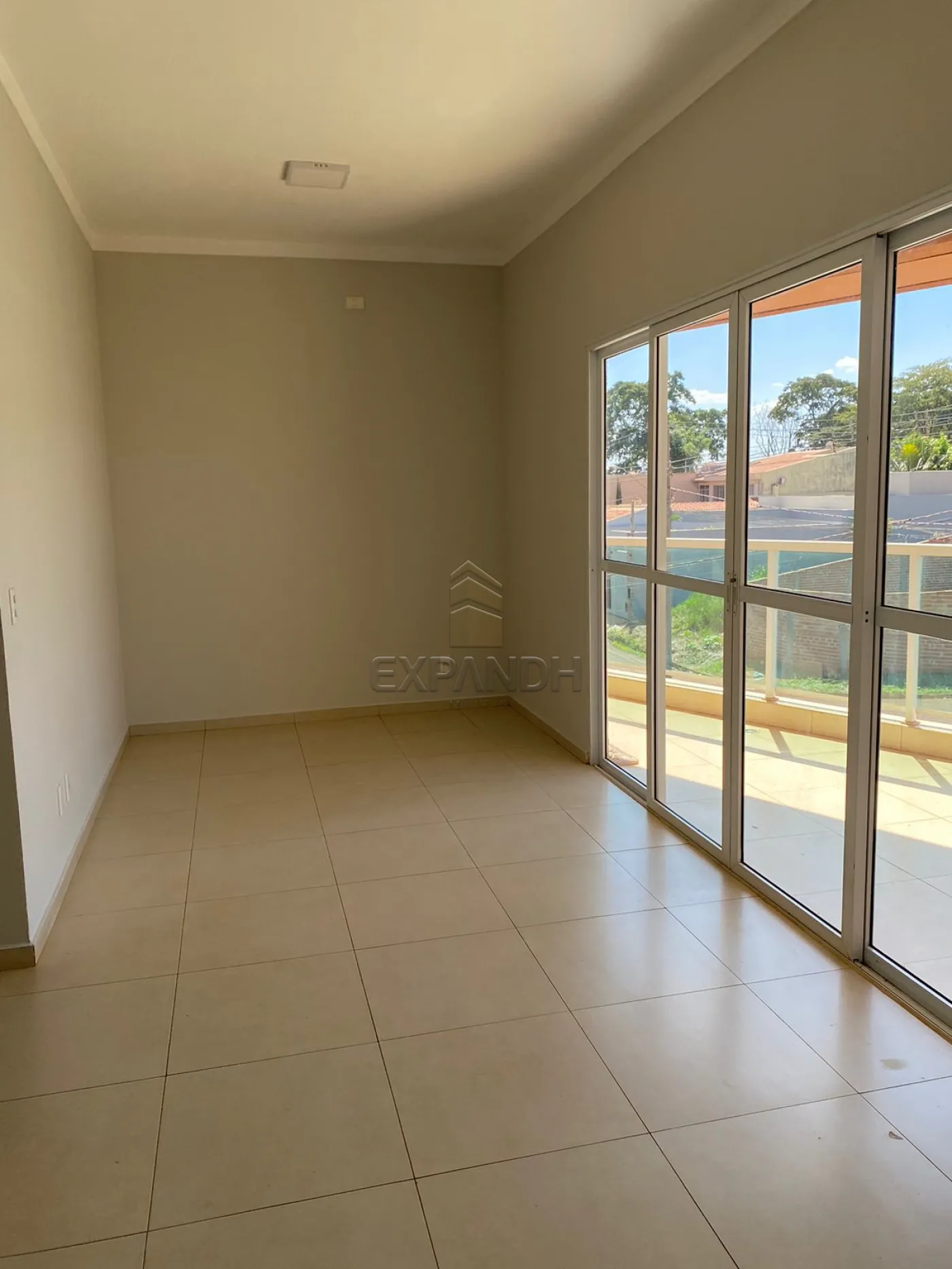 Alugar Apartamentos / Padr&atilde;o em Sert&atilde;ozinho R$ 1.300,00 - Foto 7