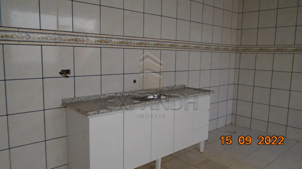 Alugar Casas / Padr&atilde;o em Sert&atilde;ozinho R$ 1.100,00 - Foto 3