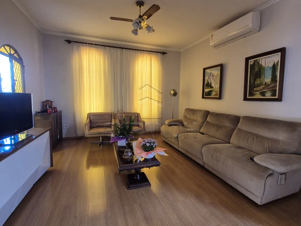 Comprar Casas / Padr&atilde;o em Sert&atilde;ozinho R$ 664.000,00 - Foto 1