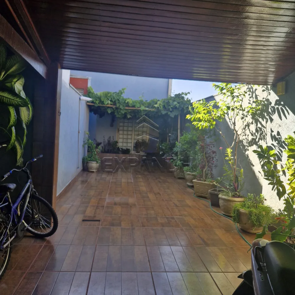 Comprar Casas / Padr&atilde;o em Sert&atilde;ozinho R$ 400.000,00 - Foto 2