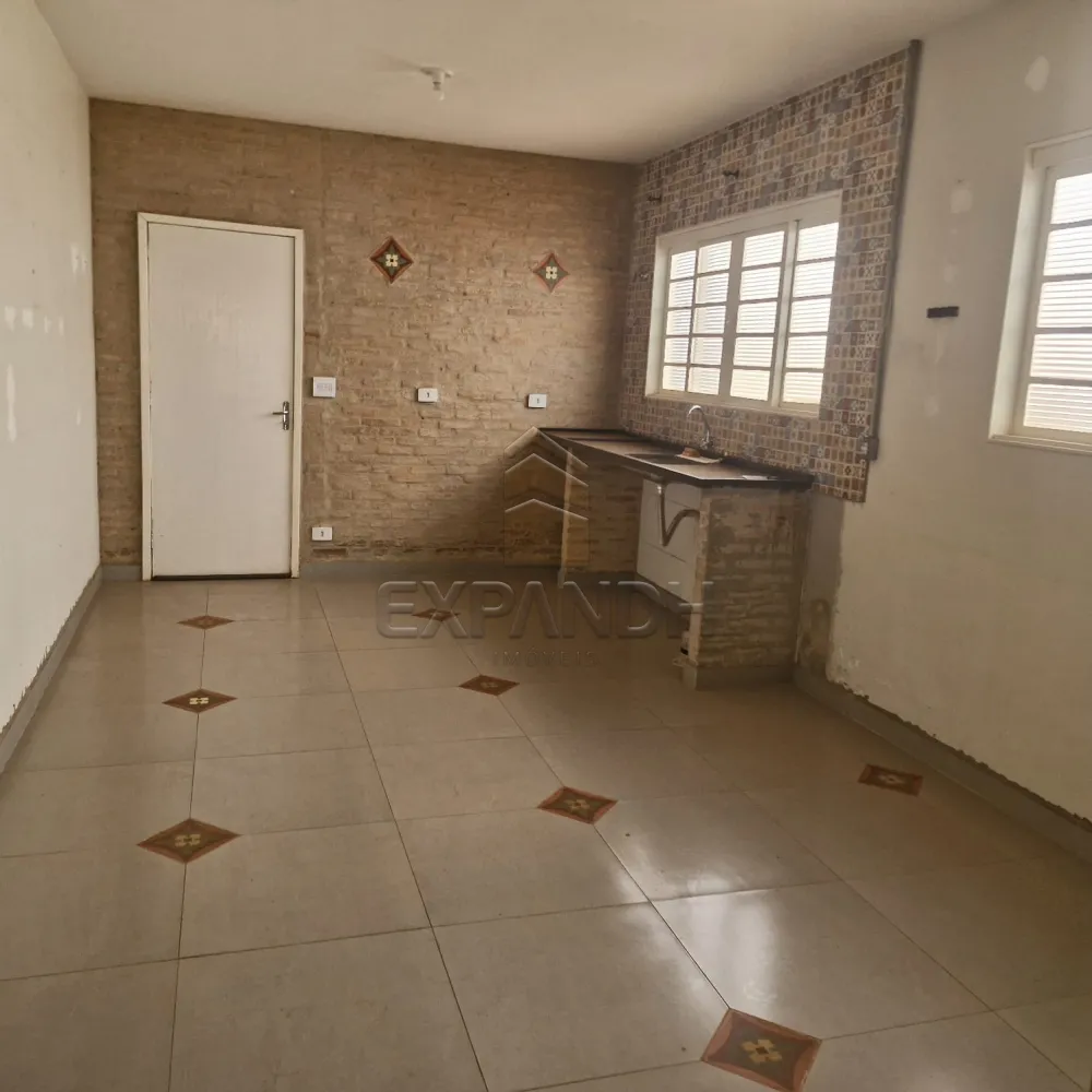 Comprar Casas / Padr&atilde;o em Sert&atilde;ozinho R$ 450.000,00 - Foto 4