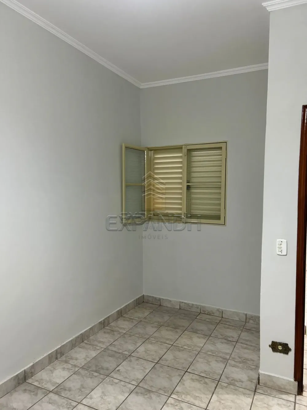 Alugar Casas / Padr&atilde;o em Sert&atilde;ozinho R$ 1.900,00 - Foto 3