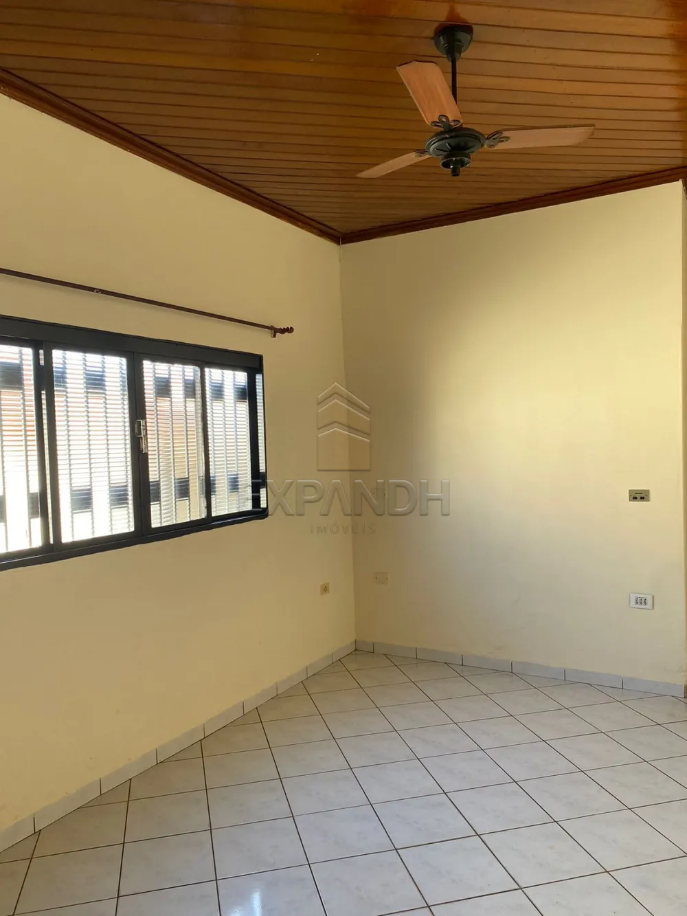 Alugar Casas / Padr&atilde;o em Sert&atilde;ozinho R$ 1.400,00 - Foto 5