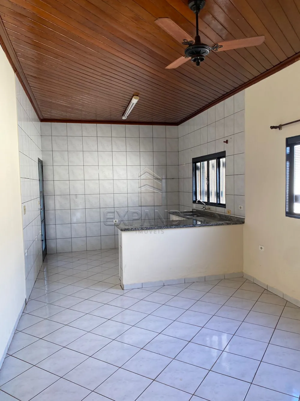 Alugar Casas / Padr&atilde;o em Sert&atilde;ozinho R$ 1.400,00 - Foto 14