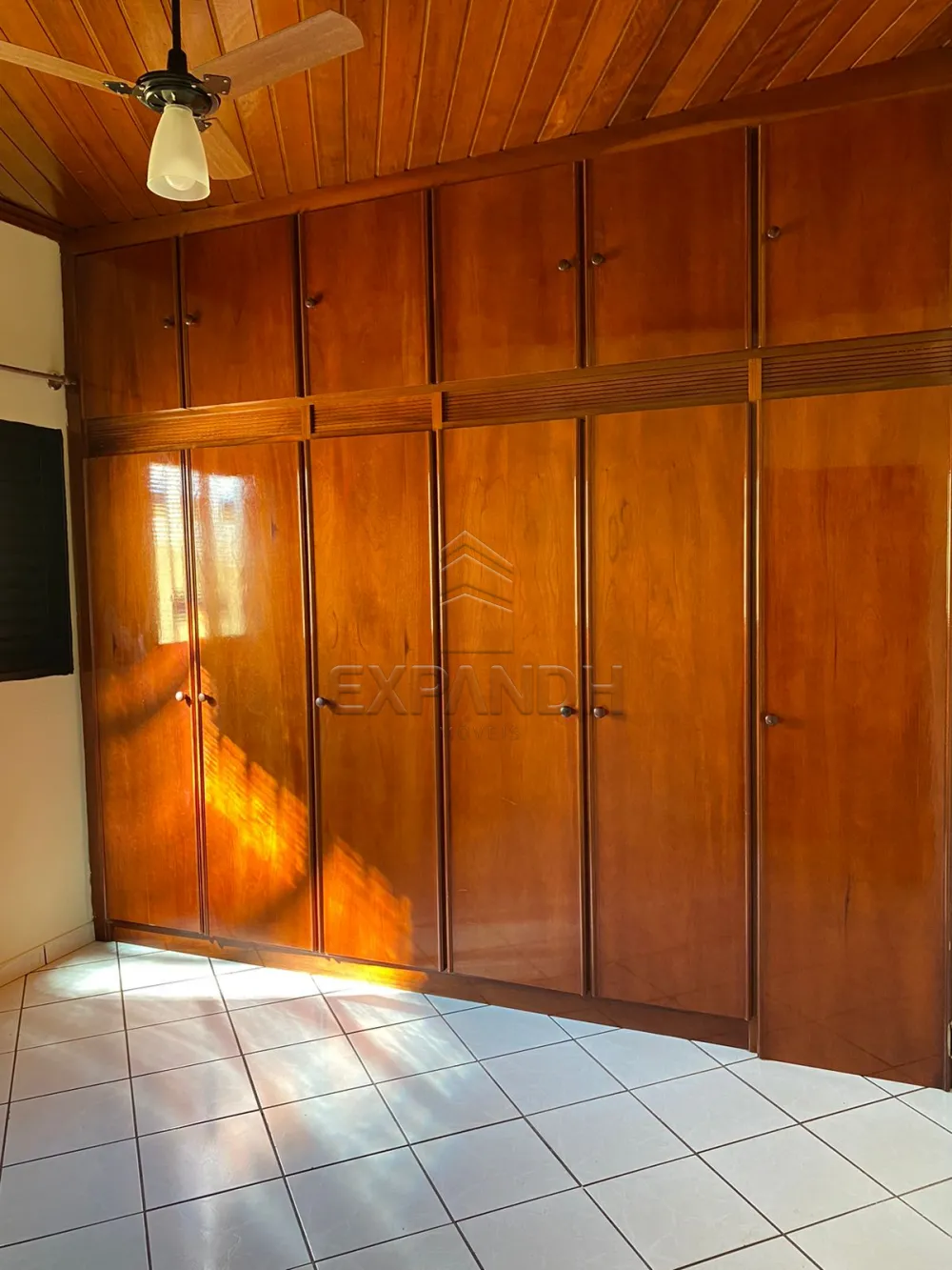 Alugar Casas / Padr&atilde;o em Sert&atilde;ozinho R$ 1.400,00 - Foto 12