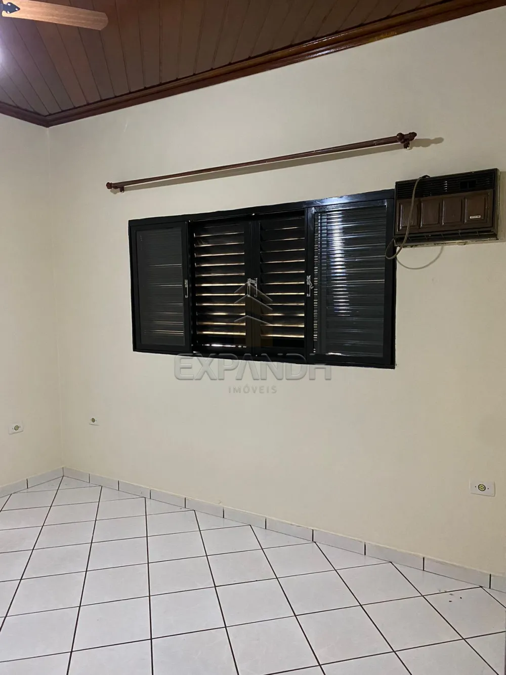 Alugar Casas / Padr&atilde;o em Sert&atilde;ozinho R$ 1.400,00 - Foto 8