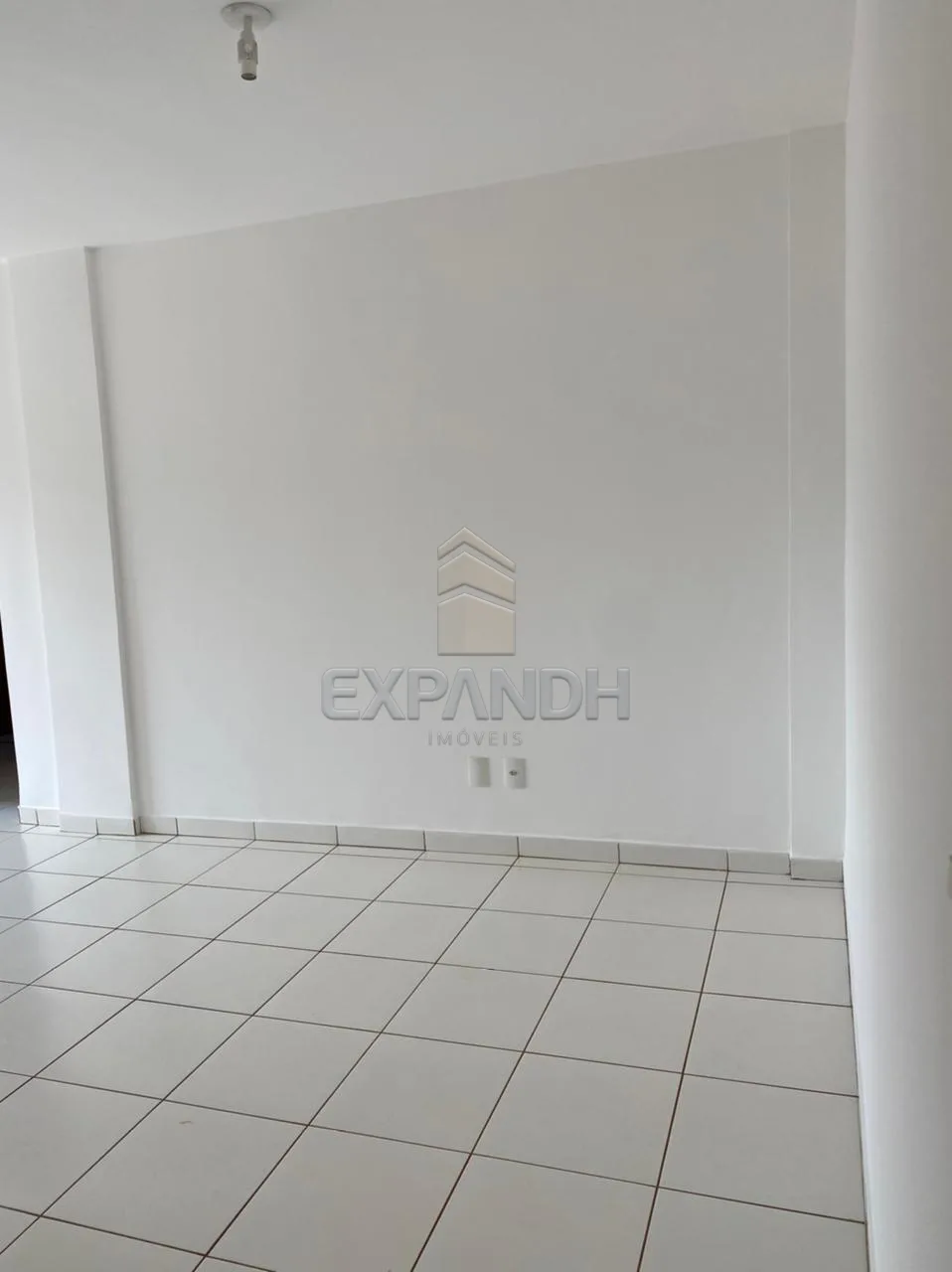 Alugar Apartamentos / Padr&atilde;o em Sert&atilde;ozinho R$ 1.100,00 - Foto 7