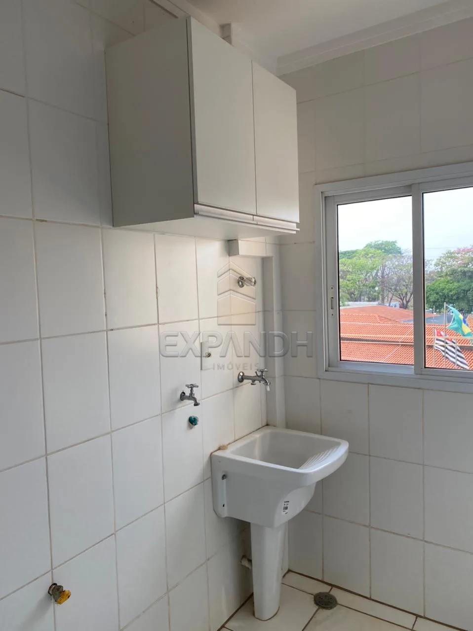 Alugar Apartamentos / Padr&atilde;o em Sert&atilde;ozinho R$ 1.100,00 - Foto 6
