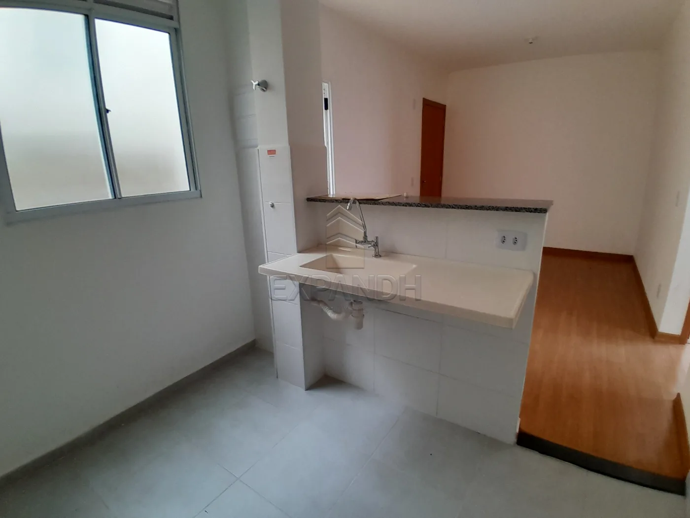 Alugar Apartamentos / Padr&atilde;o em Sert&atilde;ozinho R$ 750,00 - Foto 6